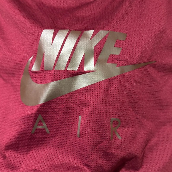 Nike sports bra in EUC. Worn once fits like a small. - Picture 5 of 6